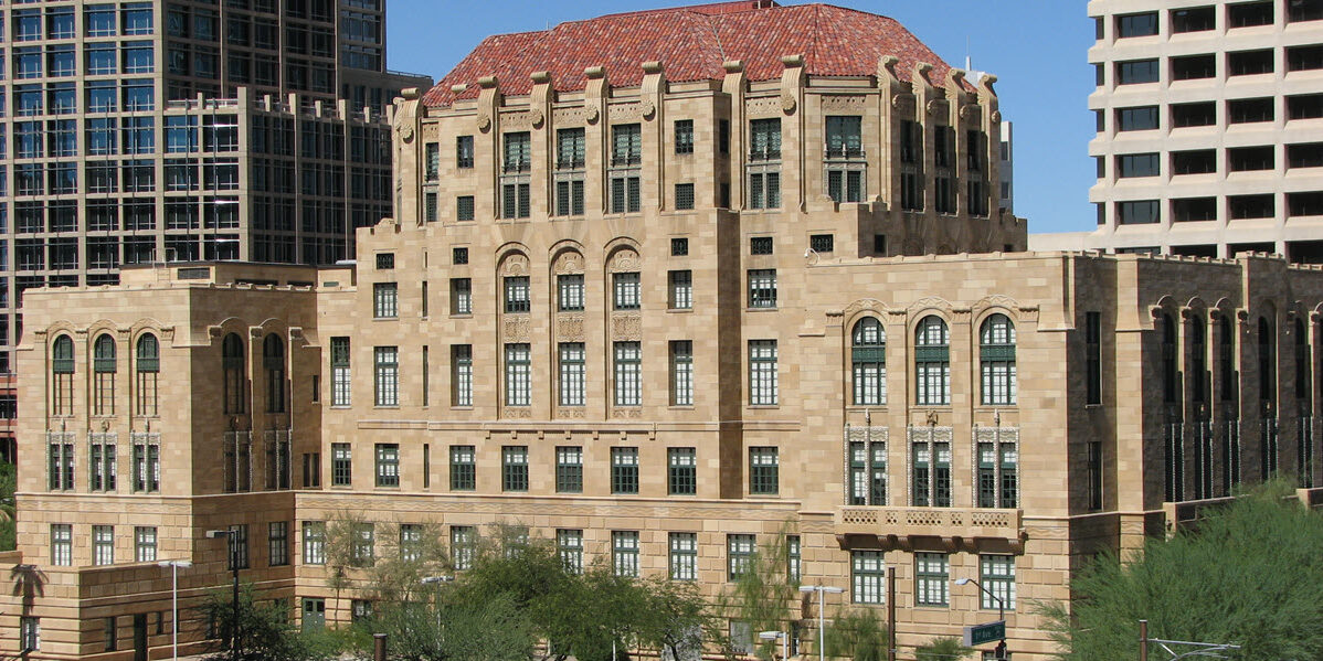 Maricopa_County_Courthouse_October_6_2013_Phoenix_Arizona_2816x2112_Rear Important places to know if you were charged with a felony in Maricopa County.